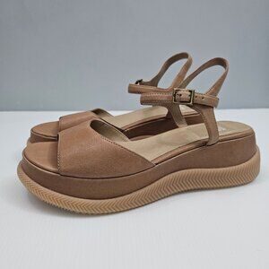Eileen Fisher Airo Wedge Sandal Womens 9.5 Tan Leather Platform Ankle Strap